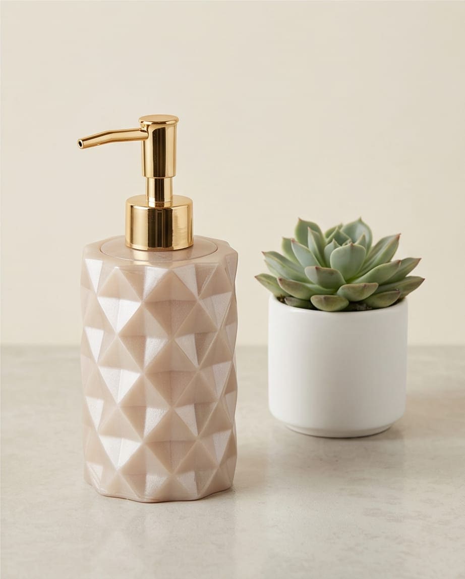 Distributeur de savon artisanal en résine époxy pour salle de bain